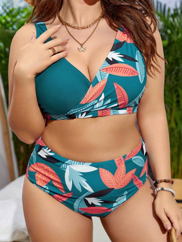 Biquíni Transpassado Cintura Alta Estampado Plus Size