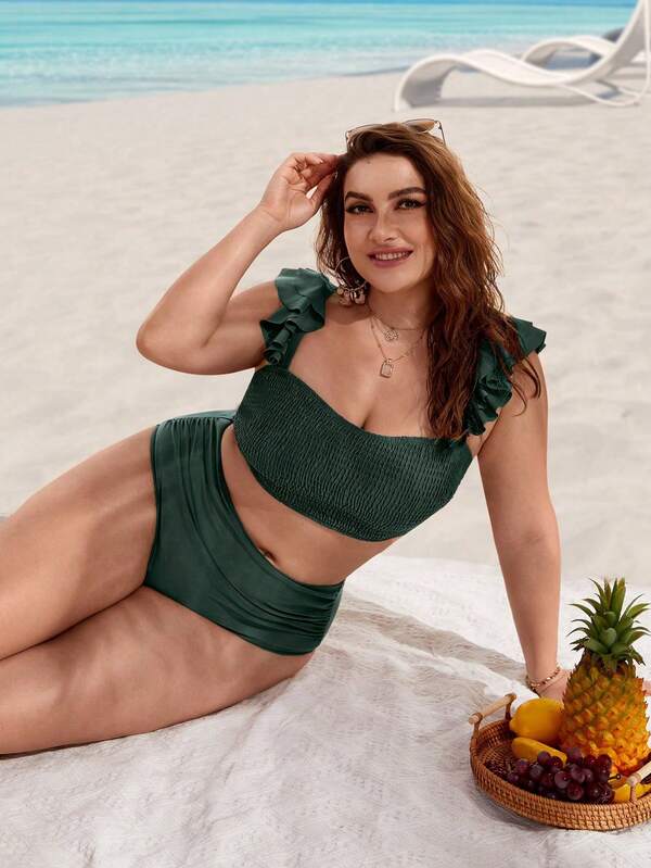Biquíni Bandeau Cintura Alta Com Babados Plus Size