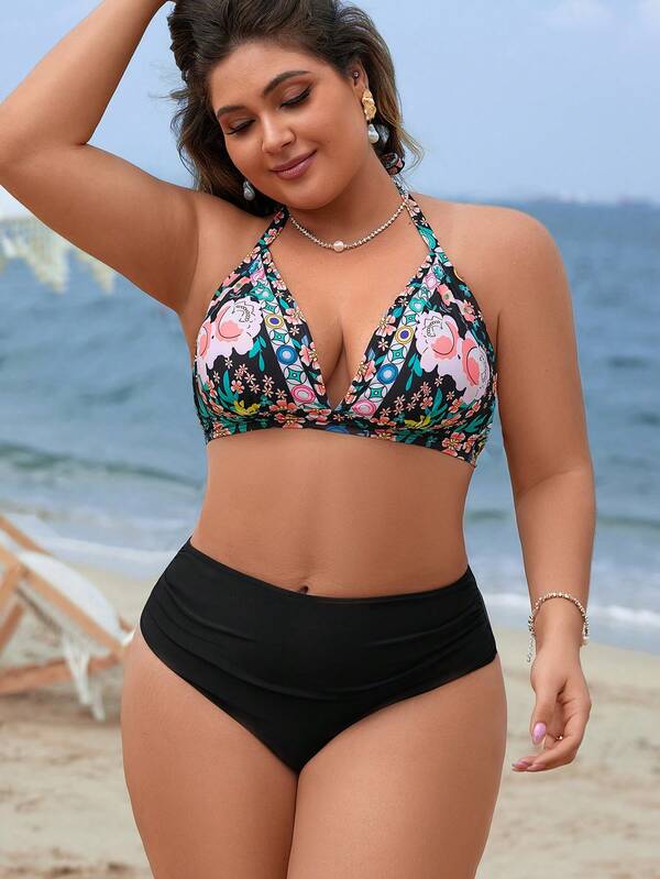 Biquíni Frente Única Cintura Alta Estampado Floral Plus Size