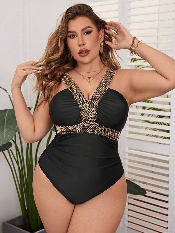 Maiô Frente Única Com Aviamento Metálico Modelador Plus Size