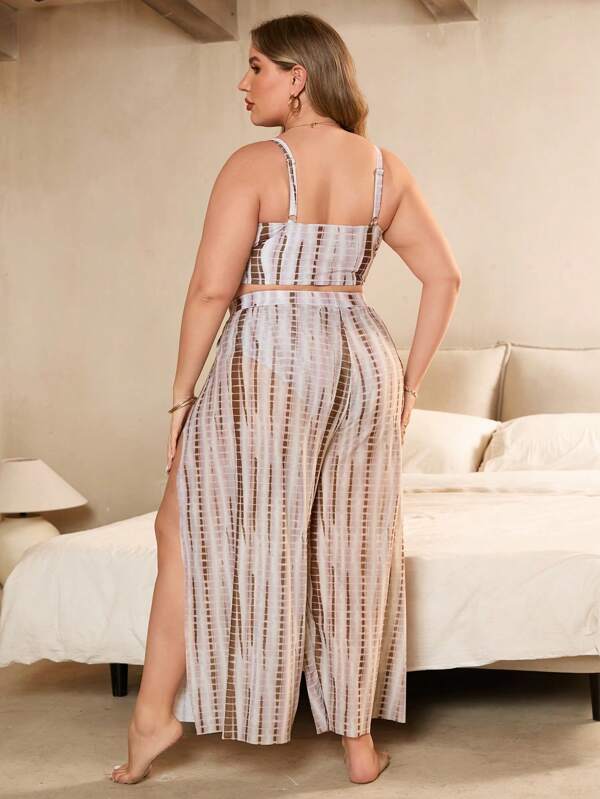 Conjunto Triângulo Cintura Alta Com Saída Listrado Plus Size