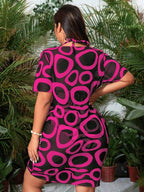 Conjunto Frente Única Estampado Geométrico Com Saída Plus Size