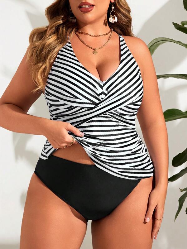 Tankini Decote V Transpassado Drapeado Alongado Plus Size