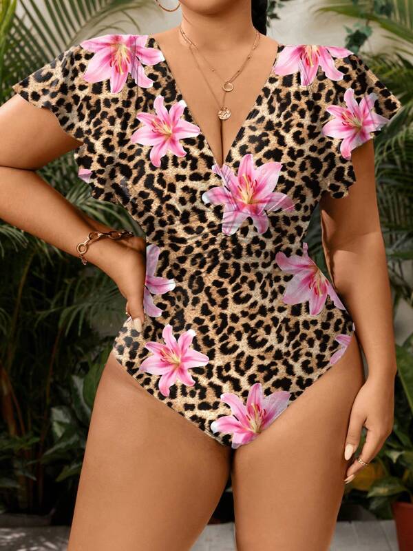 Maiô Decote V Franzido Com Babados Modelador Plus Size
