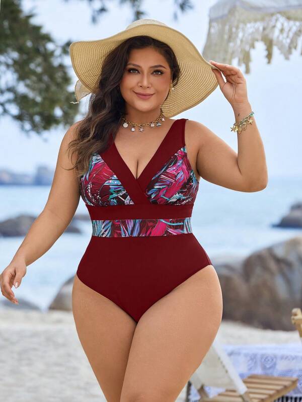 Maiô Decote V Modelador Estampado Tropical Resort Plus Size