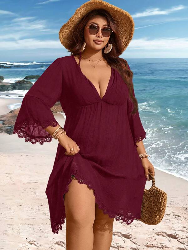 Saída De Praia Vestido Curto Com Renda E Manga Sino Plus Size