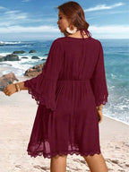 Saída De Praia Vestido Curto Com Renda E Manga Sino Plus Size