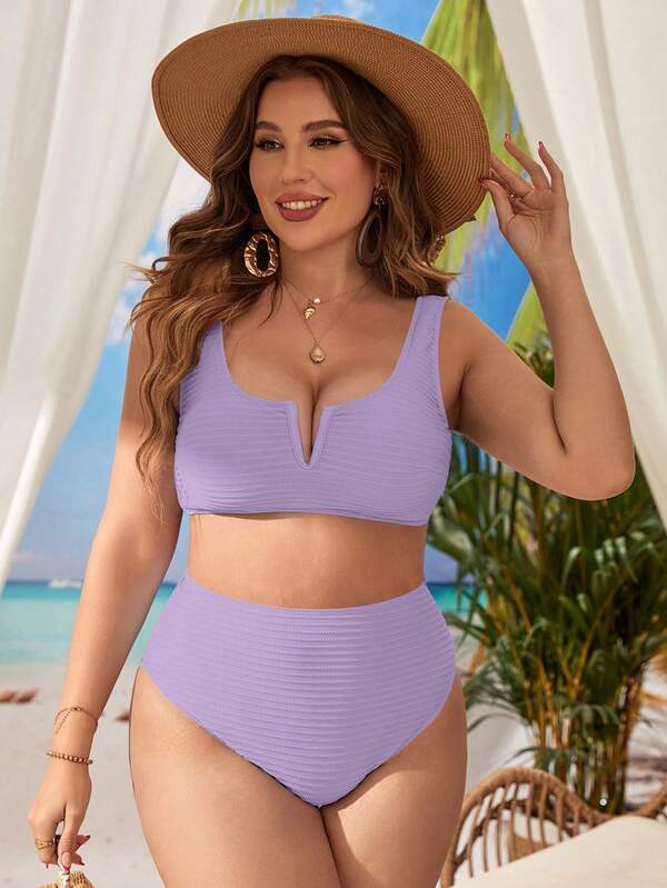 Biquíni Cintura Alta Com Recorte Texturizado Plus Size