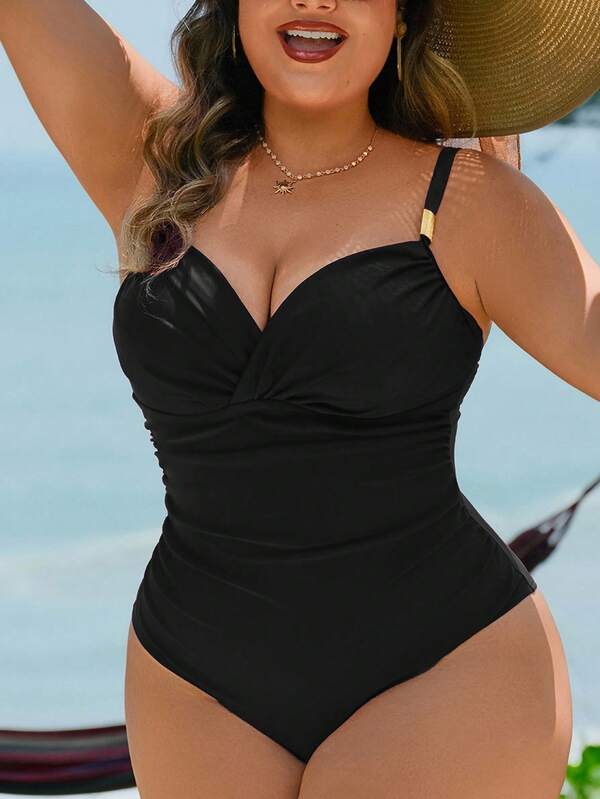 Maiô Transpassado Franzido Modelador Com Aviamento Plus Size