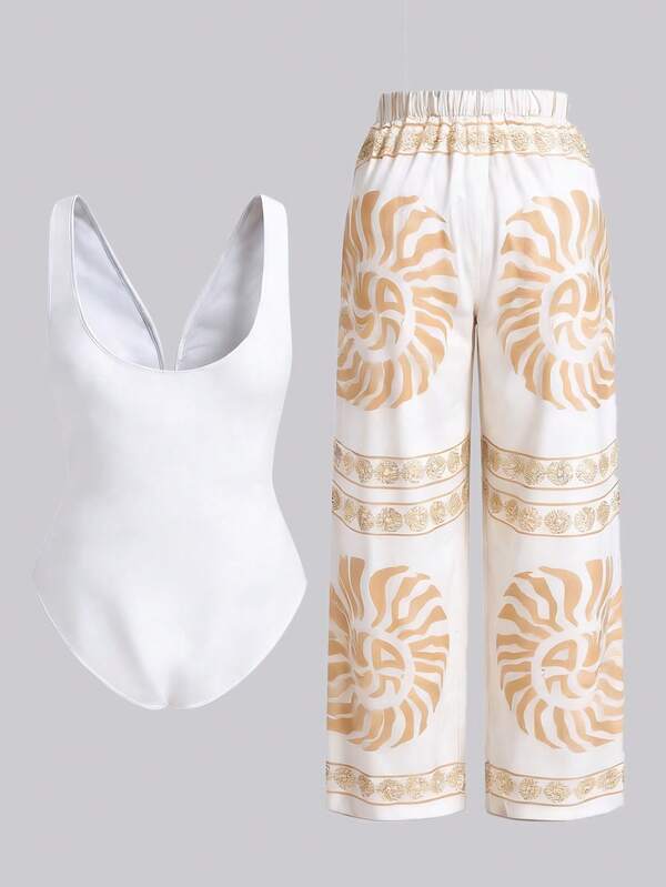 Conjunto Maiô Decote V Com Aviamento E Calça Plus Size