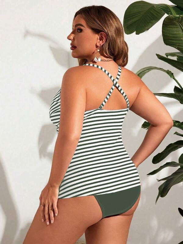 Tankini Decote V Transpassado Drapeado Alongado Plus Size