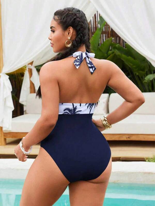 Maiô Frente Única Estampado Tropical Modelador Plus Size