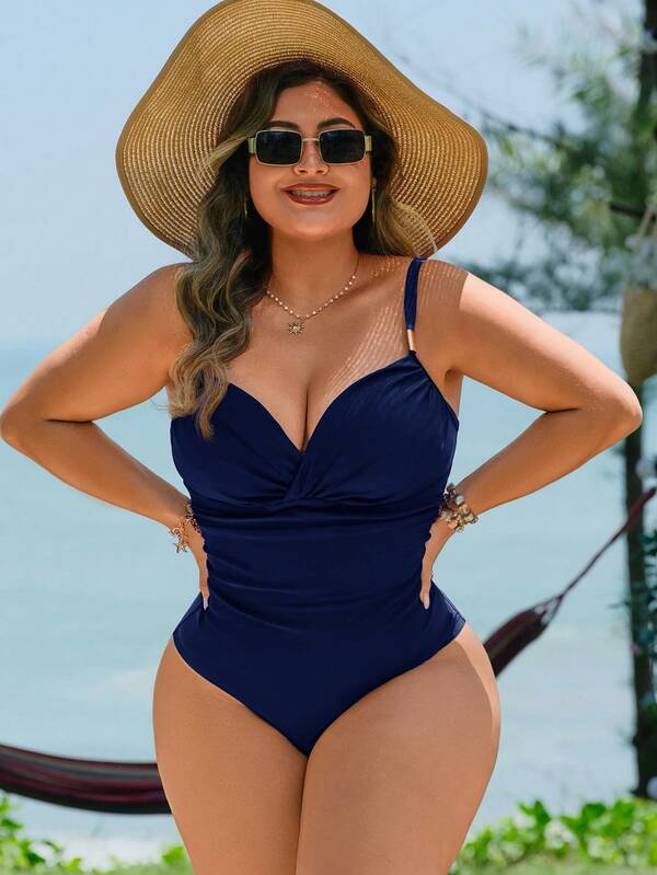 Maiô Transpassado Franzido Modelador Com Aviamento Plus Size
