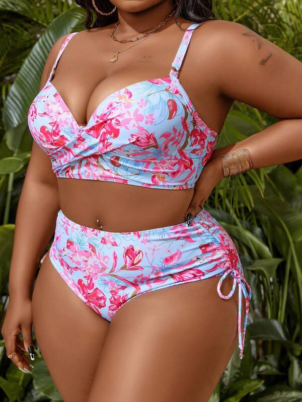 Biquíni Meia Taça Cintura Alta Estampado Resort Plus Size