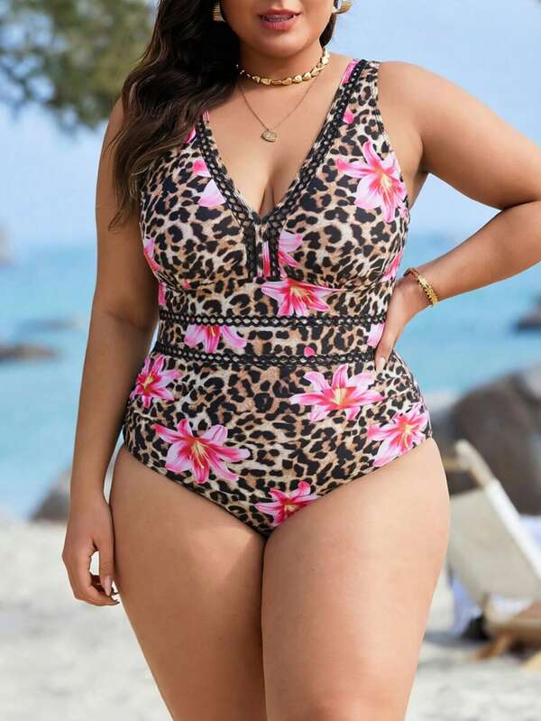 Maiô Decote V Transparência Modelador Clássico Plus Size